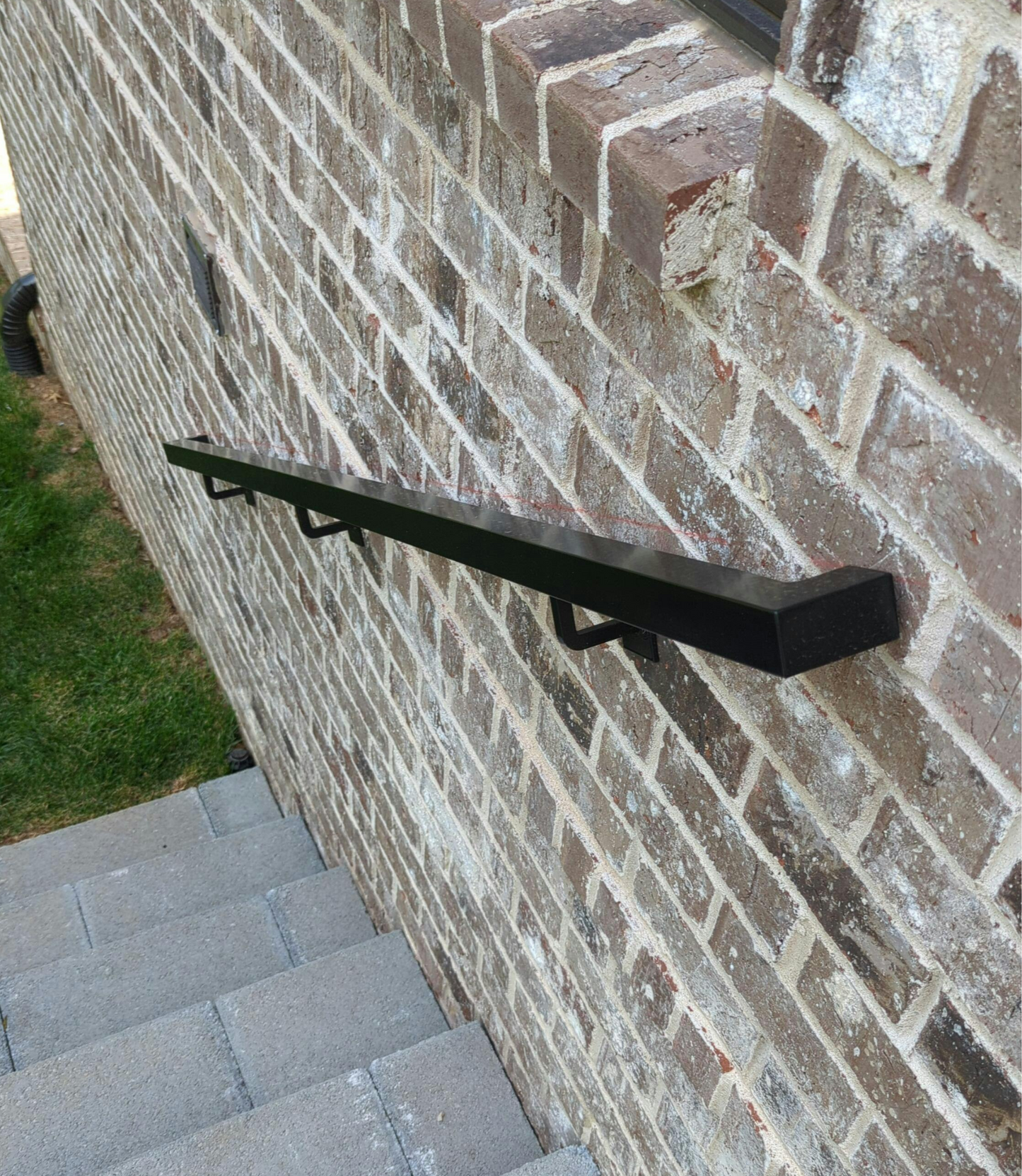 1.5"x1.5" Square Metal Handrail for Exterior Stairs
