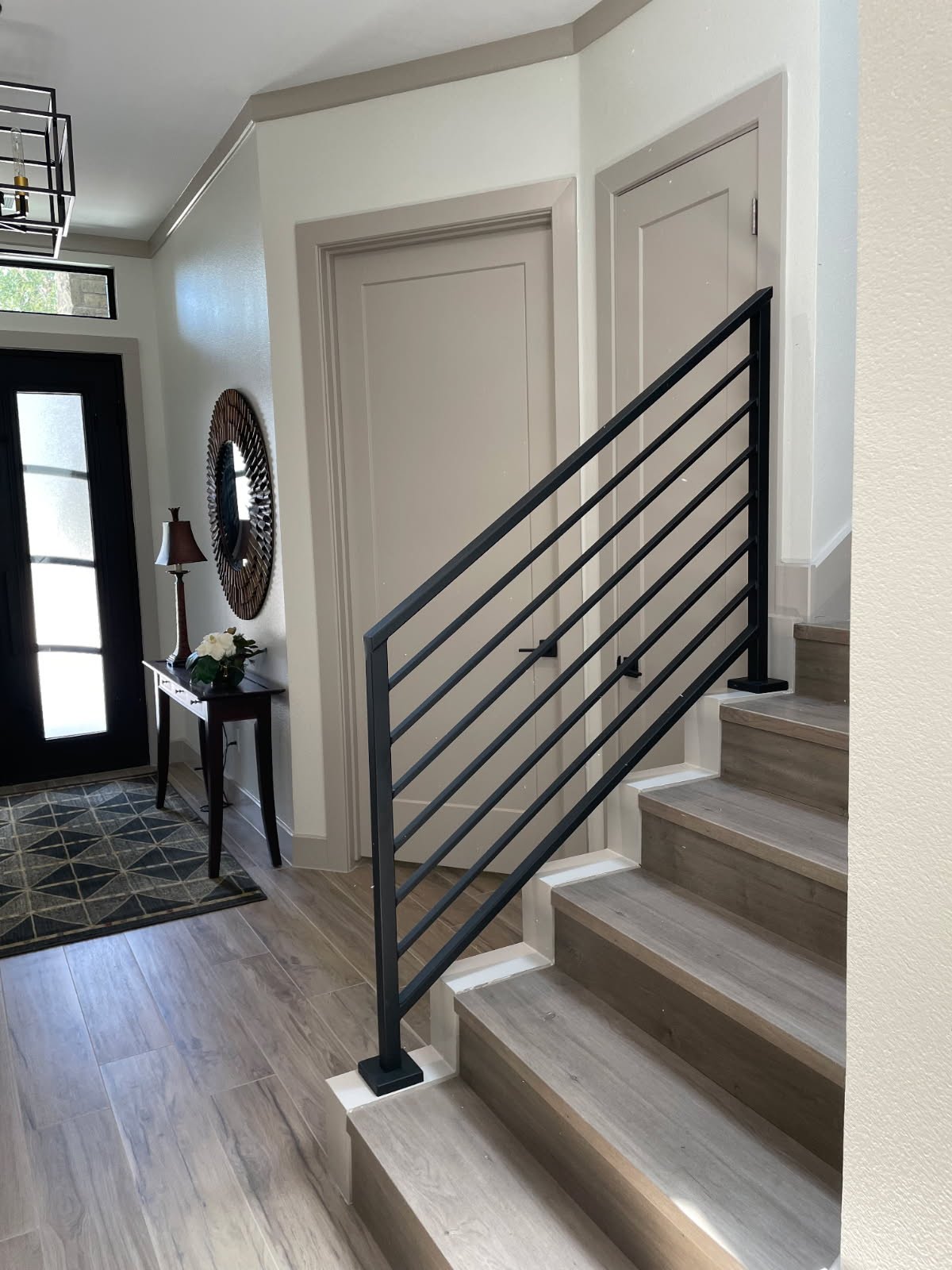 Angled Horizontal Stair Step Mount Railing / Sloped Stair Banister