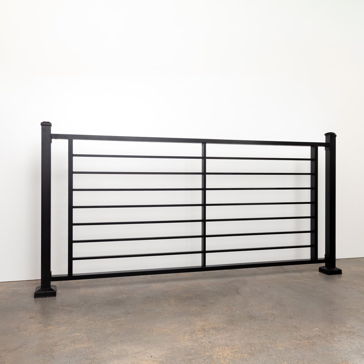 Prefabricated 6' Horizontal Aluminum Deck Railing (Preassembled)