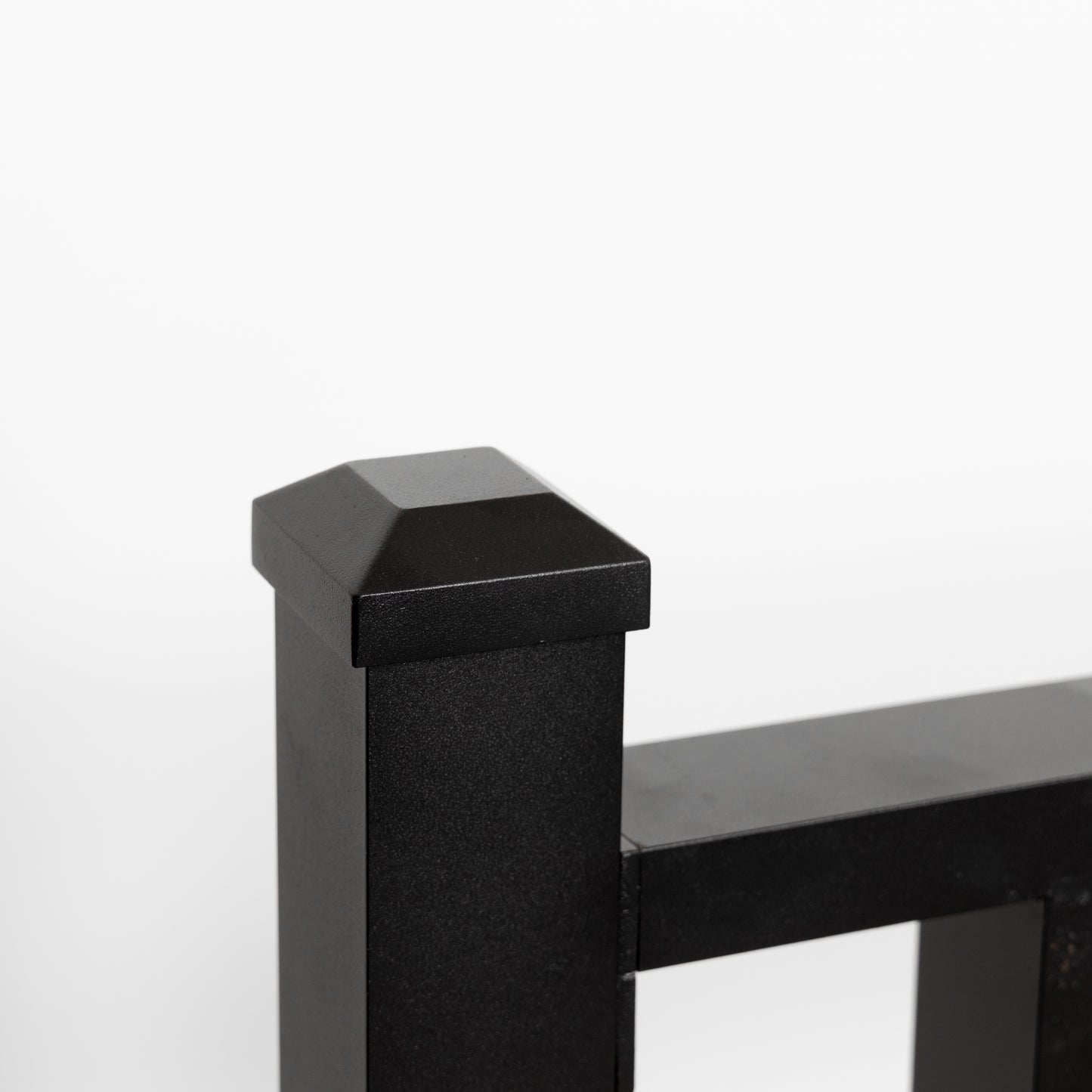 Prefabricated 8' Horizontal Aluminum Deck Railing (Preassembled)