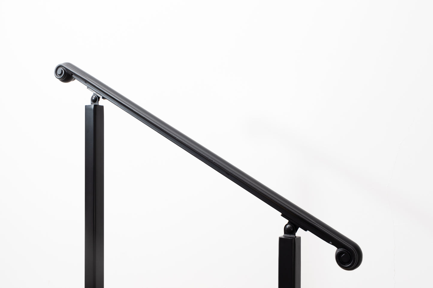 2"x1" Molded Cap, Double-post Wrought Iron Handrail (Volute Fist)