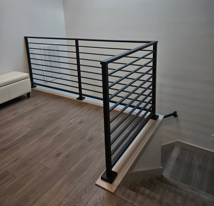 Prefabricated 8' Horizontal Aluminum Deck Railing (Preassembled)