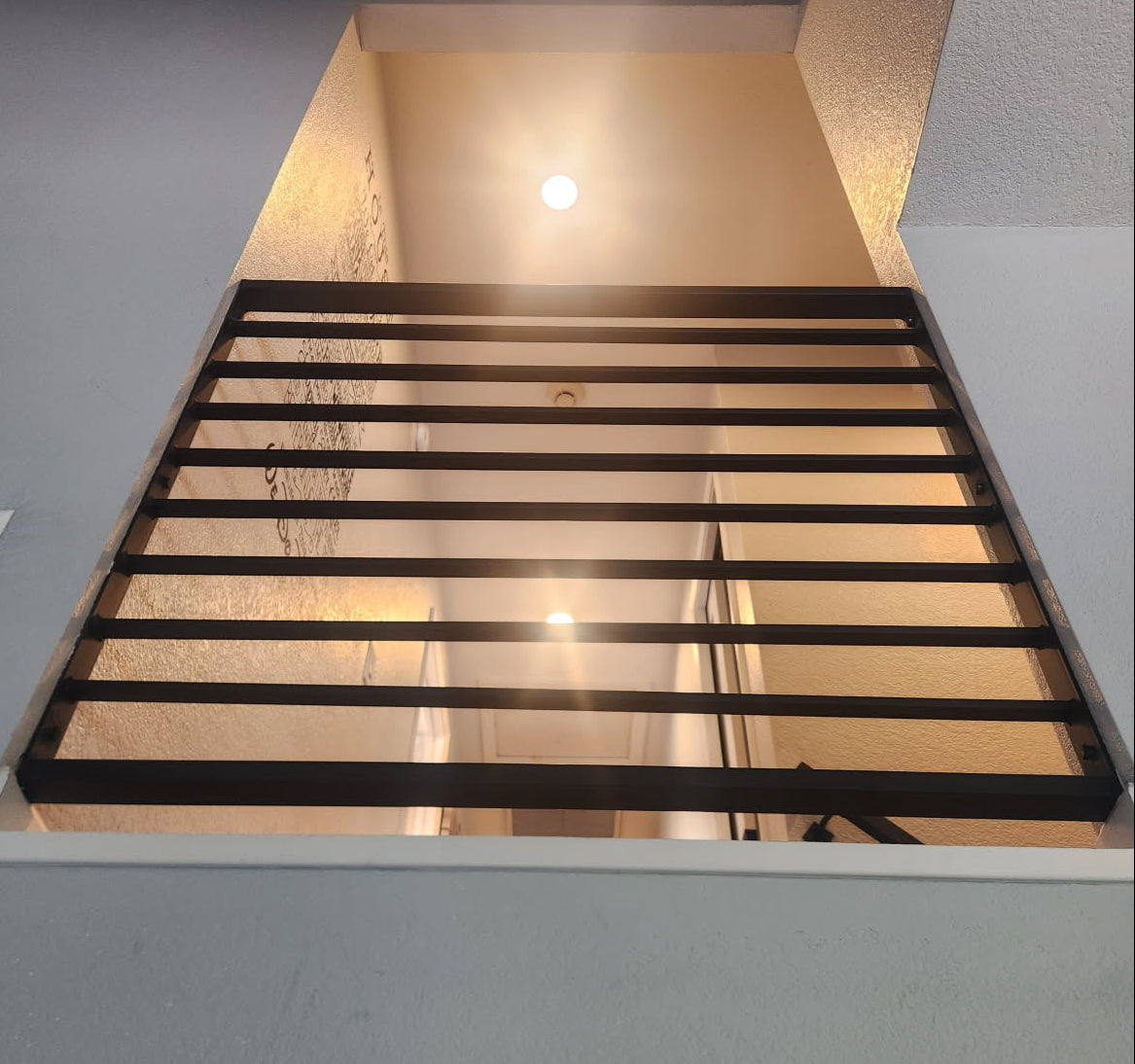 wall to wall railing