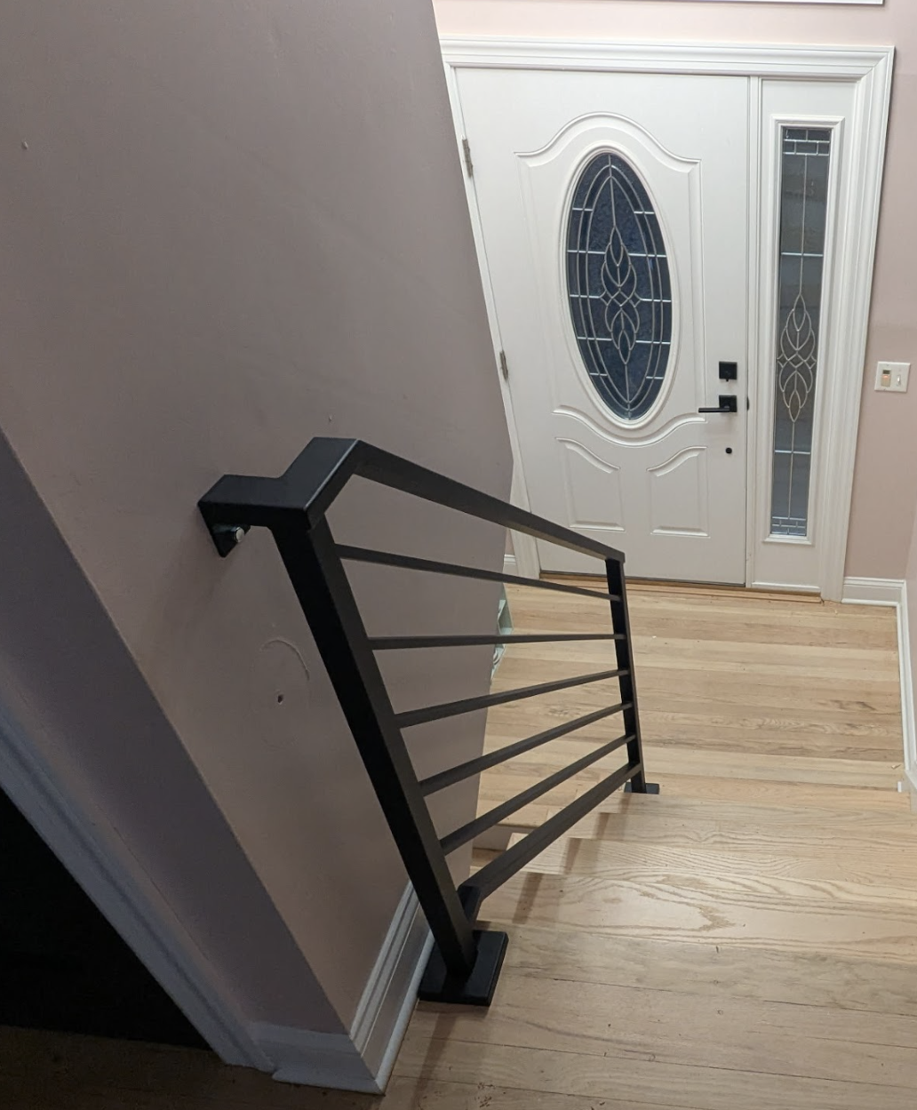 Angled Horizontal Stair Step Mount Railing / Sloped Stair Banister